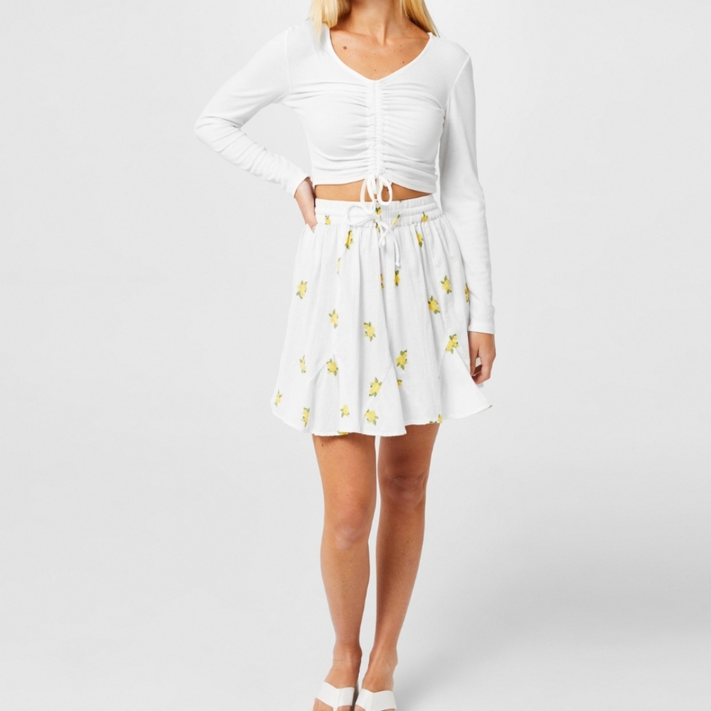 Vero Moda Maya H/W Short FLORAL SKIRT XS